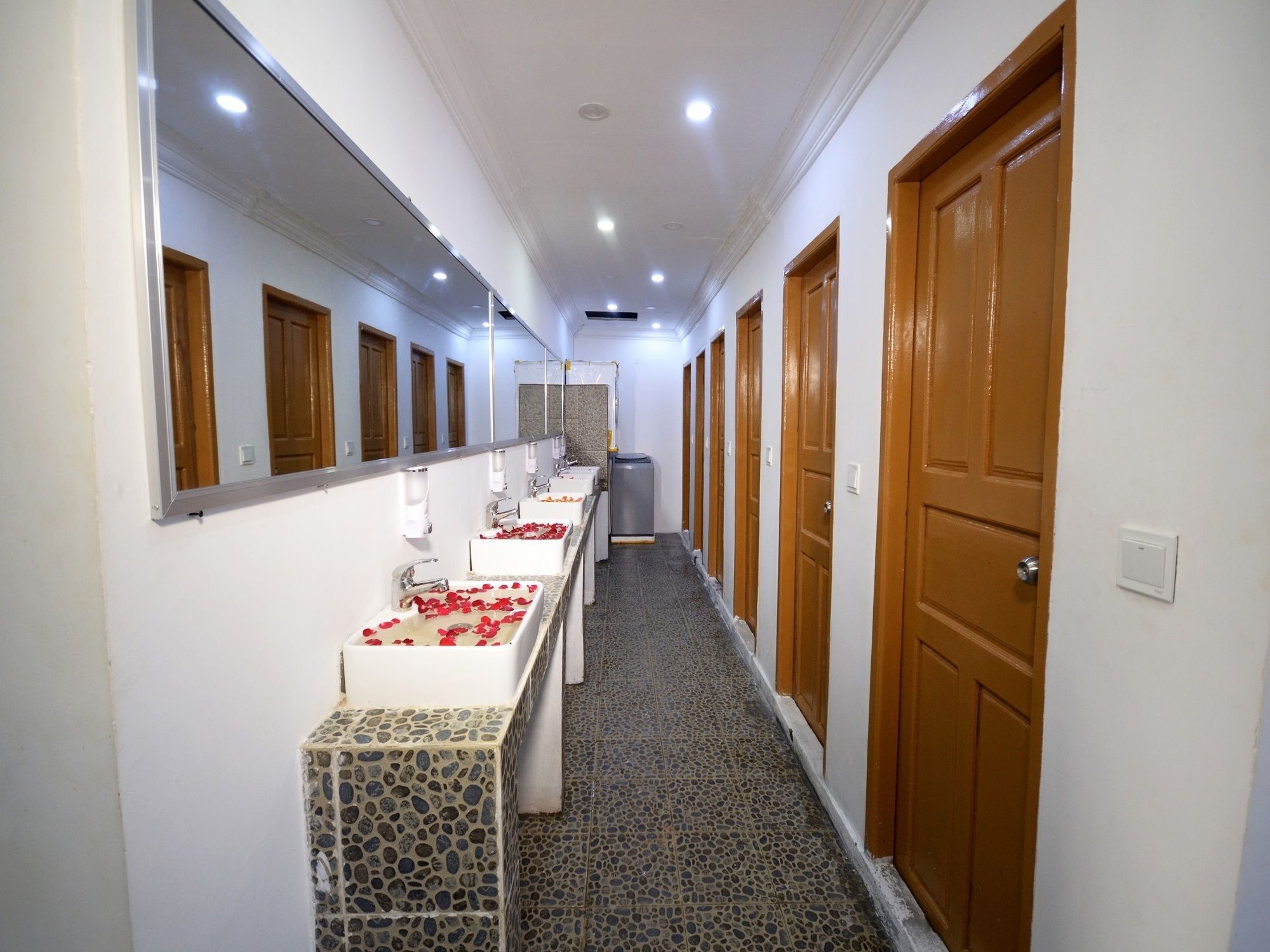 Abc Hostel (Adults Only) Nyaung Shwe Exterior photo